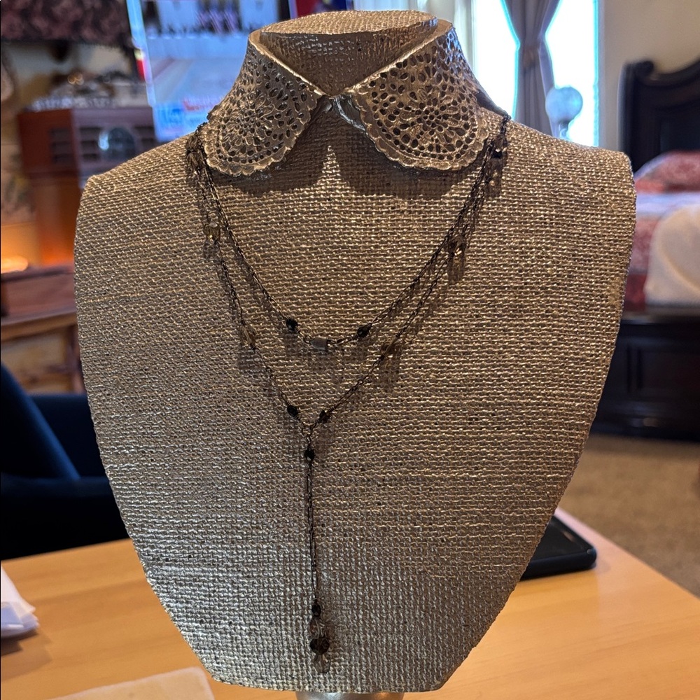 Elegant Black Beaded Necklace